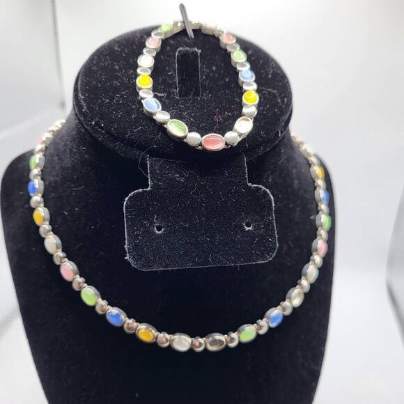 Beautiful Silver and Pastel Tiger's Eye Bracelet & Necklace Set - signed - Picture 8 of 8